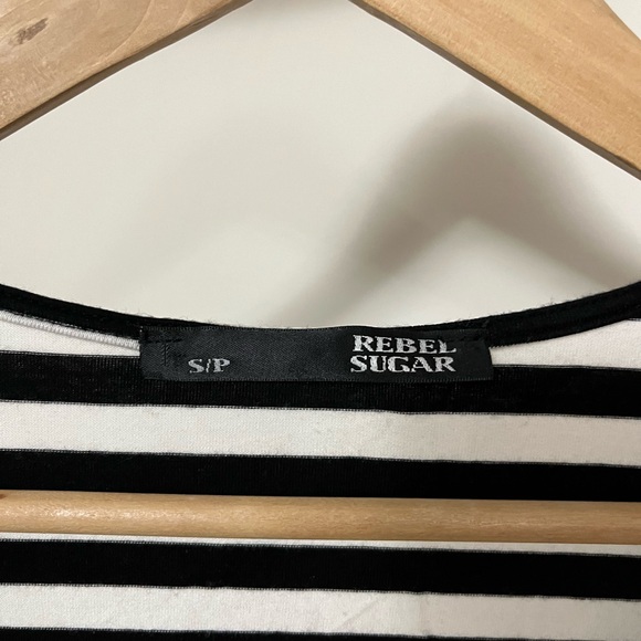 Crop Top Ladies Small - Picture 3 of 4